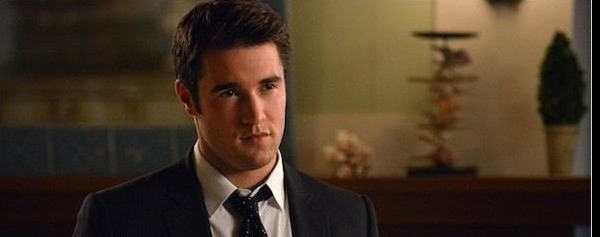 Joshua Bowman está cansado de su personaje de Revenge