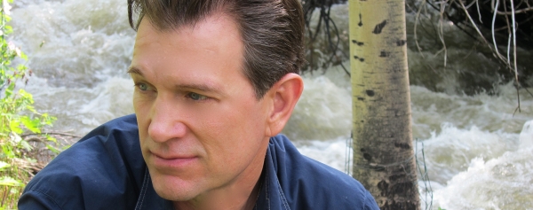 Chris Isaak aparecerá en un capítulo de Hot in Cleveland