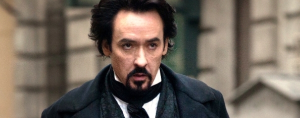 John Cusack, detective ruso