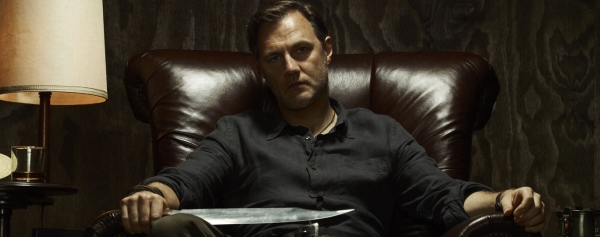 David Morrissey feliz con los abucheos del público