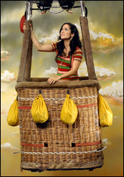 Julieta Venegas estrenará single durante su gira española