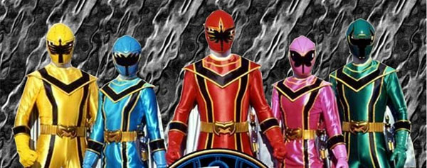 Bandai recupera a los Power Rangers y a Naruto