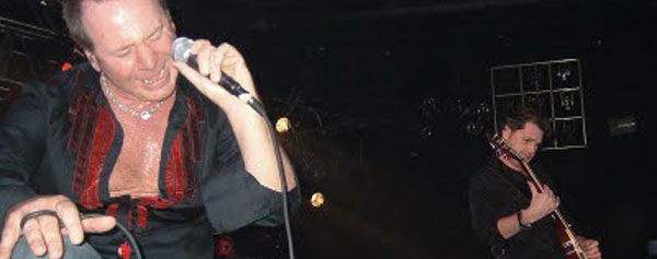 Simple Minds rejuvenece en La Riviera