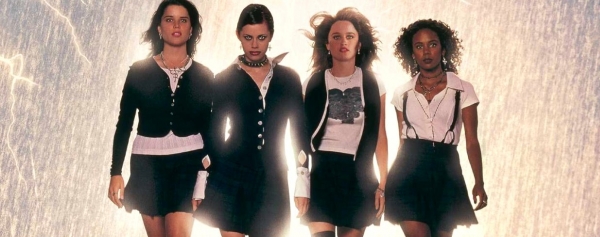 Jóvenes y brujas pasa de remake a secuela