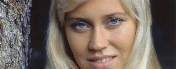Agnetha Fältskog regresa por sorpresa