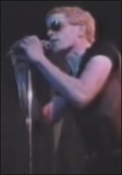 Lou Reed deprime al personal