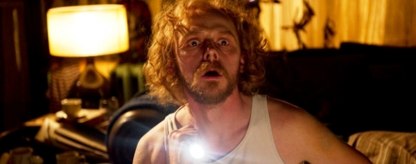 Simon Pegg, acosado por el mal en ‘El enigma de las runas’