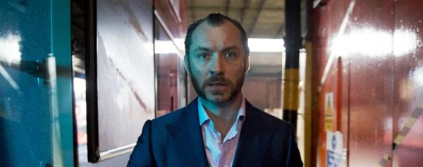 Jude Law es Dom Hemingway