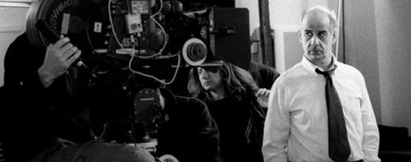 Danny Boyle: “La solución contra la piratería: bajar el precio de las entradas”.