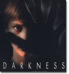 Otro estreno español triunfa en EEUU... Darkness
