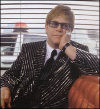 A Elton John no le gusta el playback