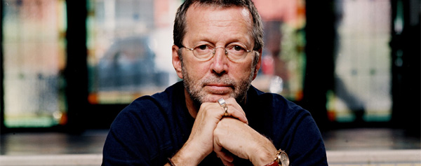 Clapton subasta sus guitarras