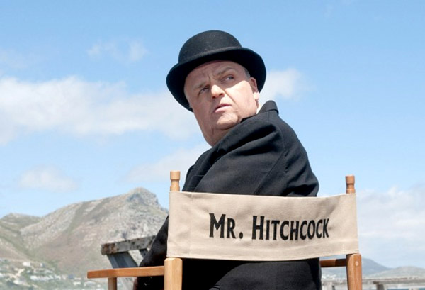 Toby Jones y Sienna Miller en 'The Girl' · Imagen 2