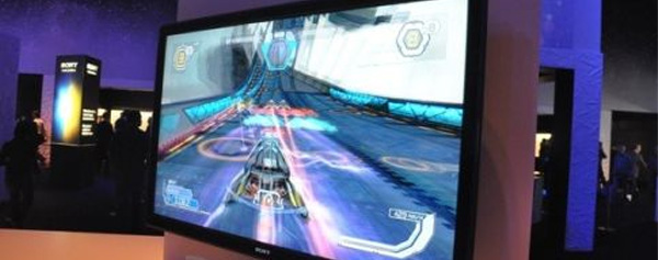 Toshiba muestra su primer televisor 3D sin gafas